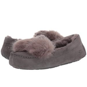 ❣️SALE❣️ NEW Ansley Puff Bow slippers